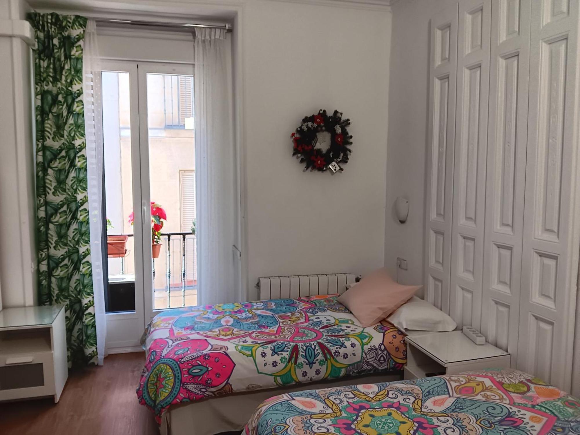 Hostal Casa Chueca Madrid Esterno foto