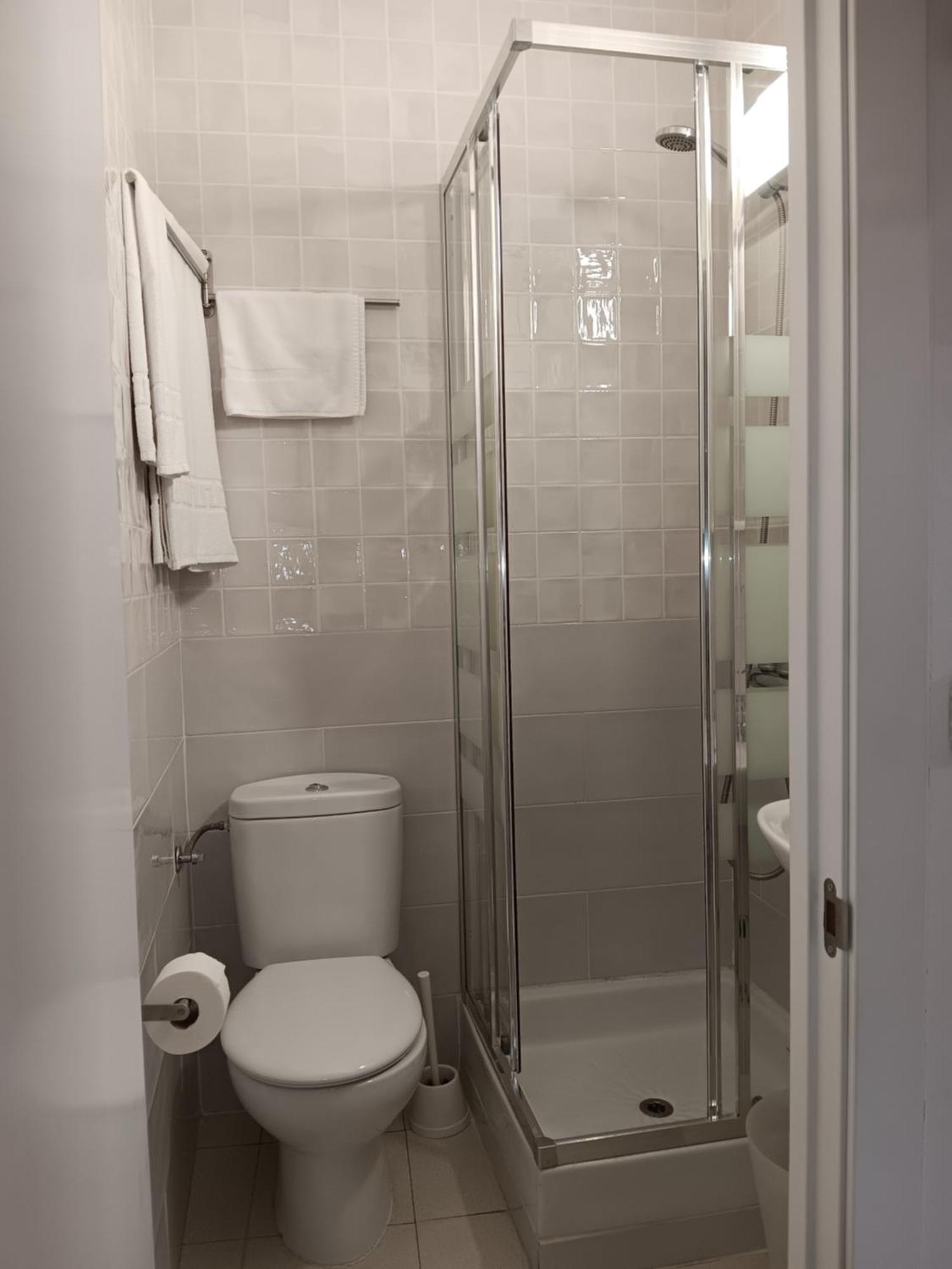 Hostal Casa Chueca Madrid Esterno foto